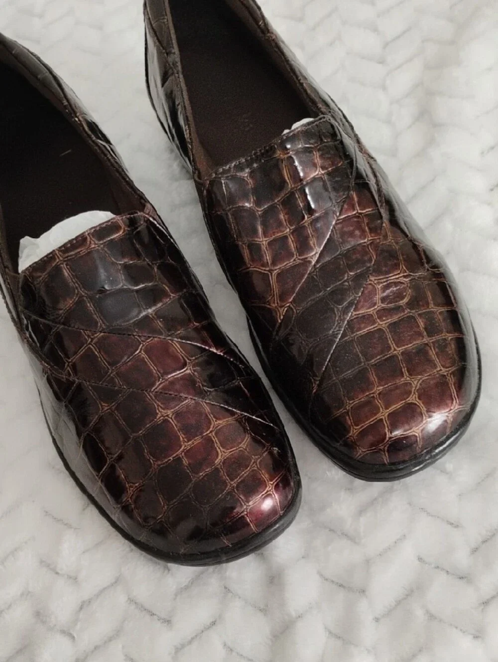 Clarks Women's Dark Brown Croc-Embossed Slip-On Loafers